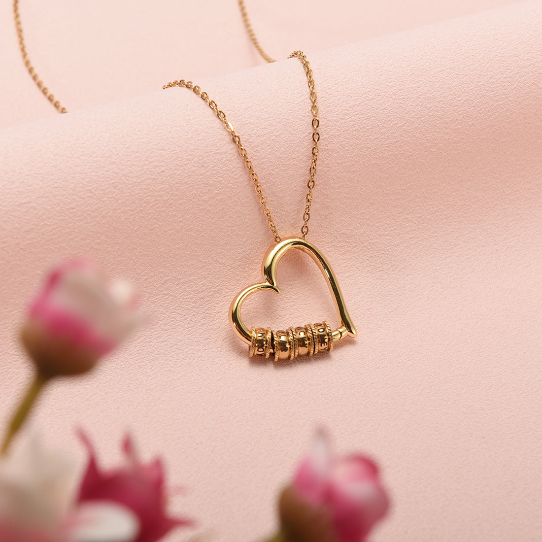 Heart of Our Family – Personalized Necklace with Luxury Forever Rose Box