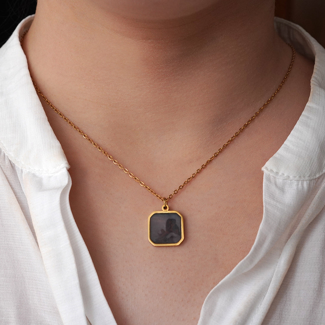 Heated Magic Necklace with Hidden Photo Keepsake