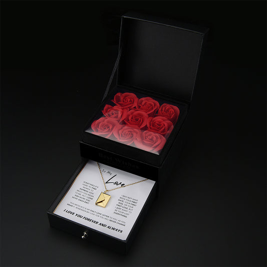 Collar personalizado Love Letter y caja de lujo Forever Rose