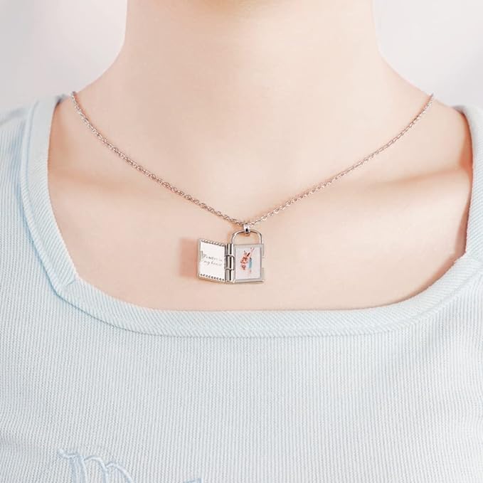 Love Locked Necklace - Con Foto Personalizada y Caja LED de Lujo