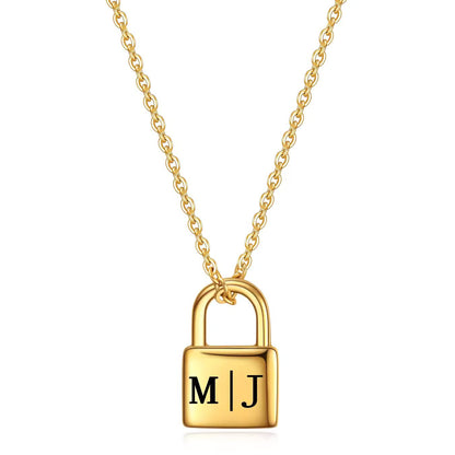 Locked In Love Forever - Collar Personalizado Con Caja LED De Lujo