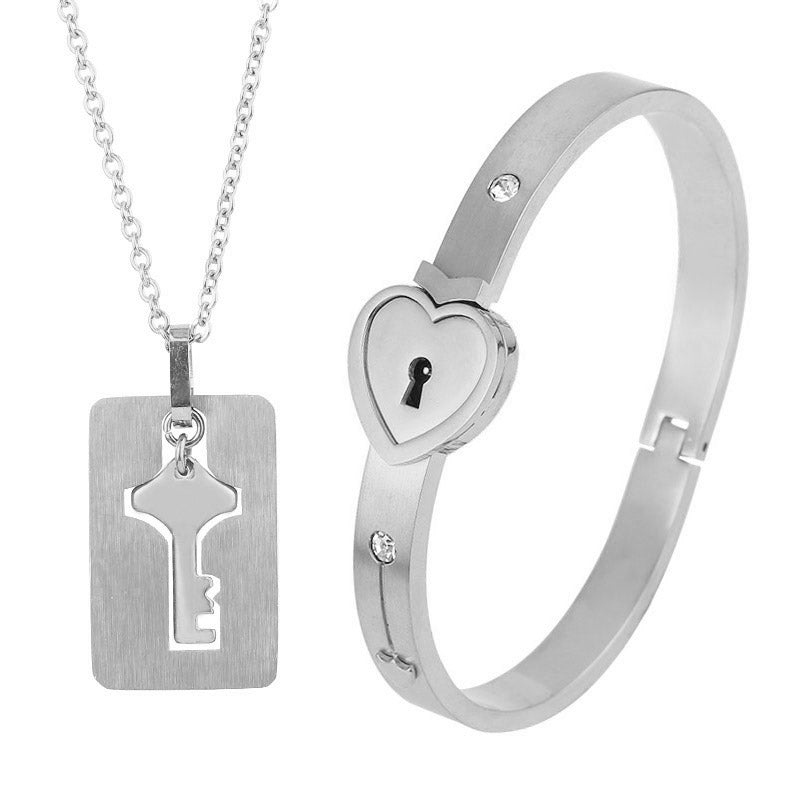 Conjunto de collar llave y pulsera con candado para parejas